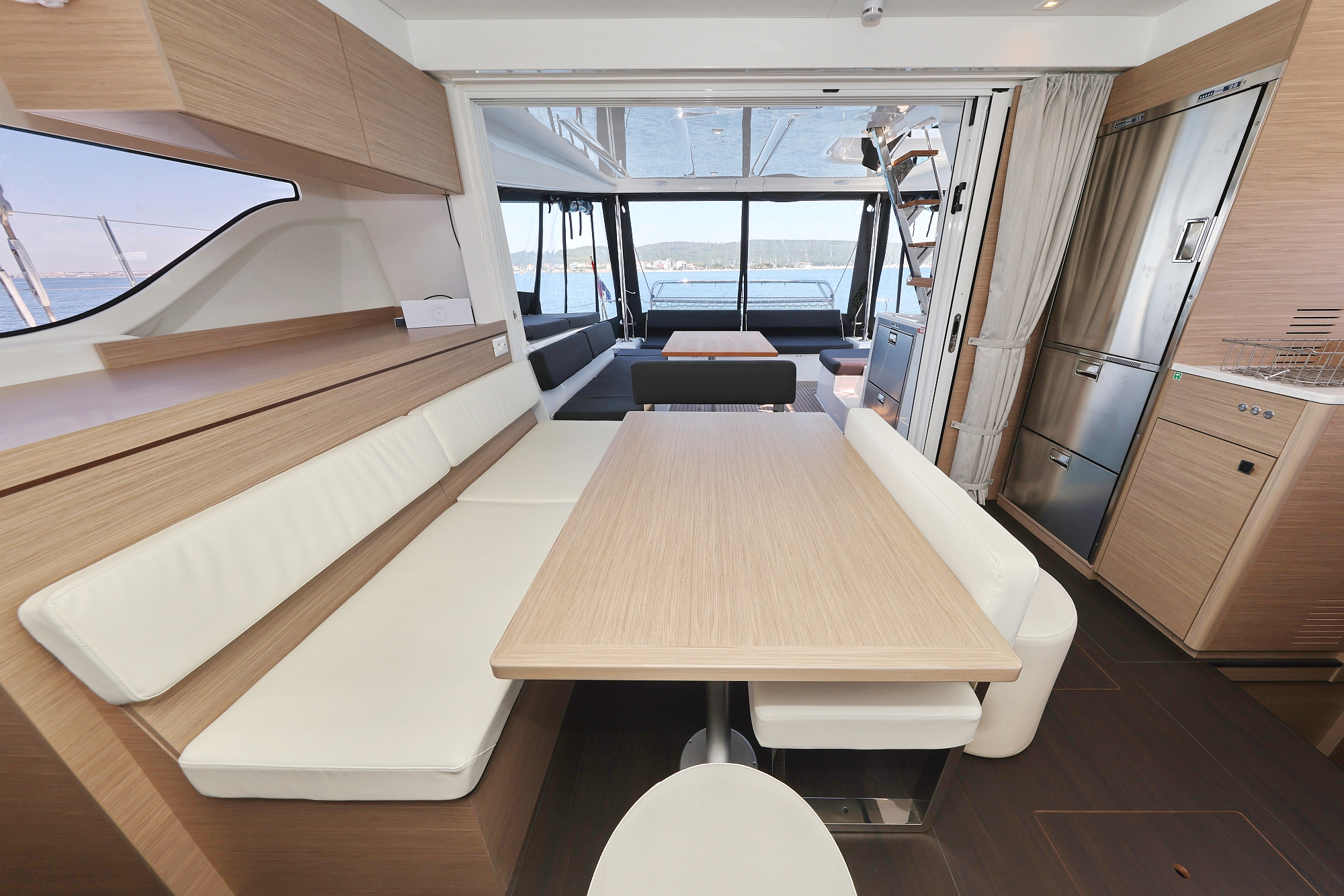 Lagoon 43 - 4 + 2 cab. — photo 51