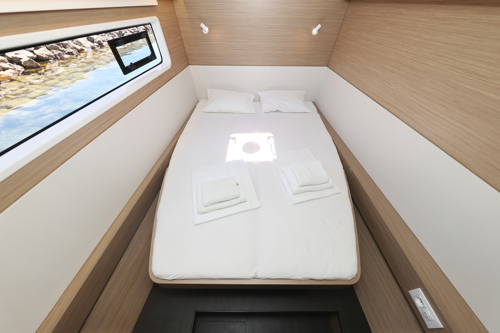 Lagoon 43 - 4 + 2 cab. — photo 71