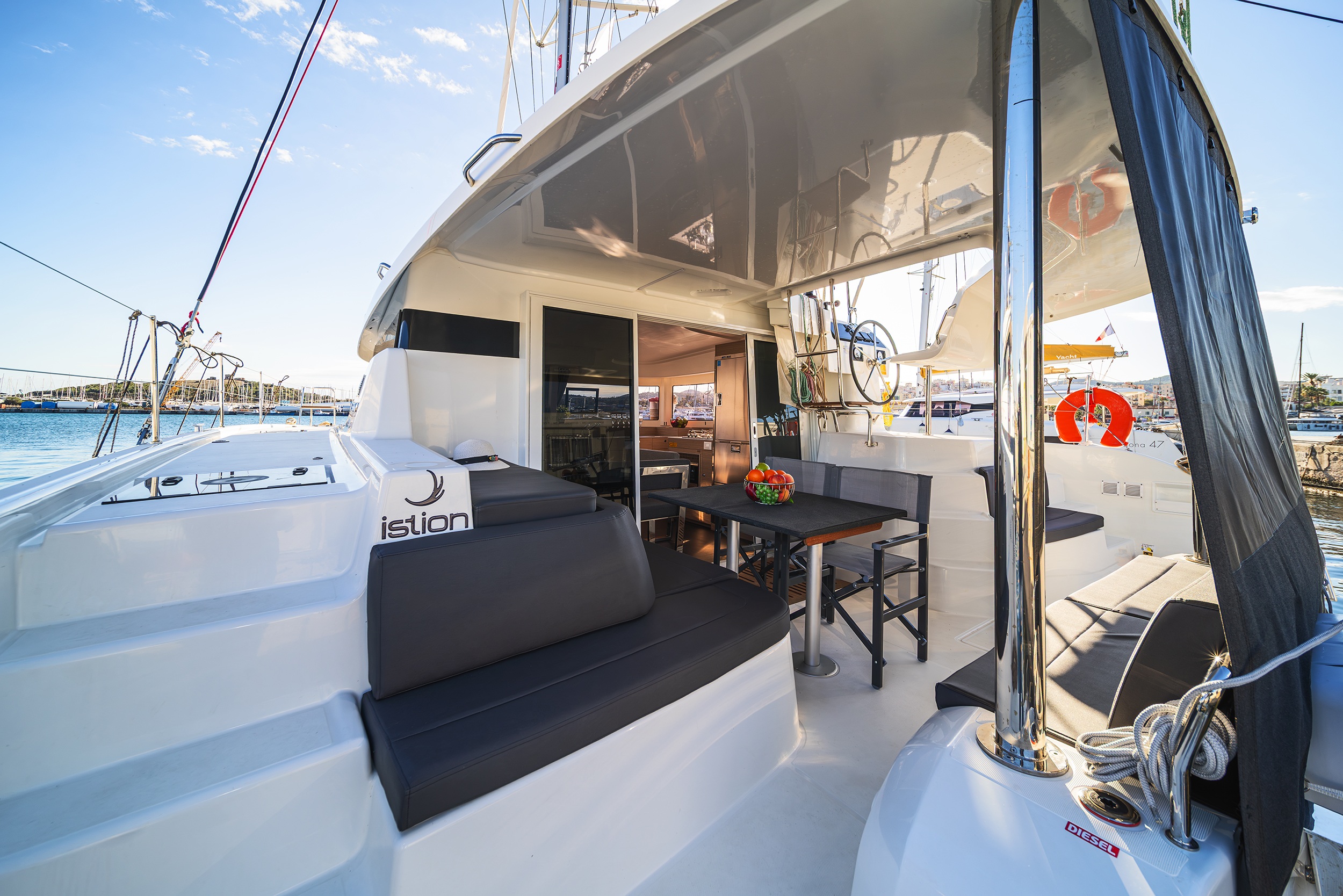 Lagoon 38 - 4 + 2 cab. — photo 6