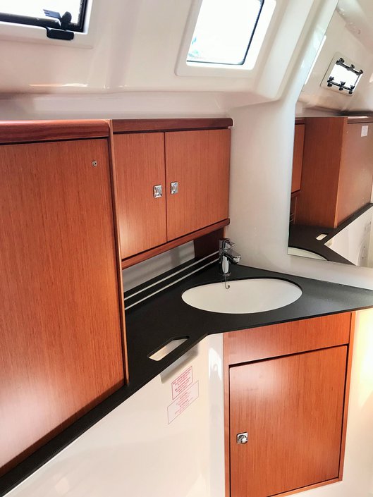 Bavaria Cruiser 34 - 2 cab. — photo 8