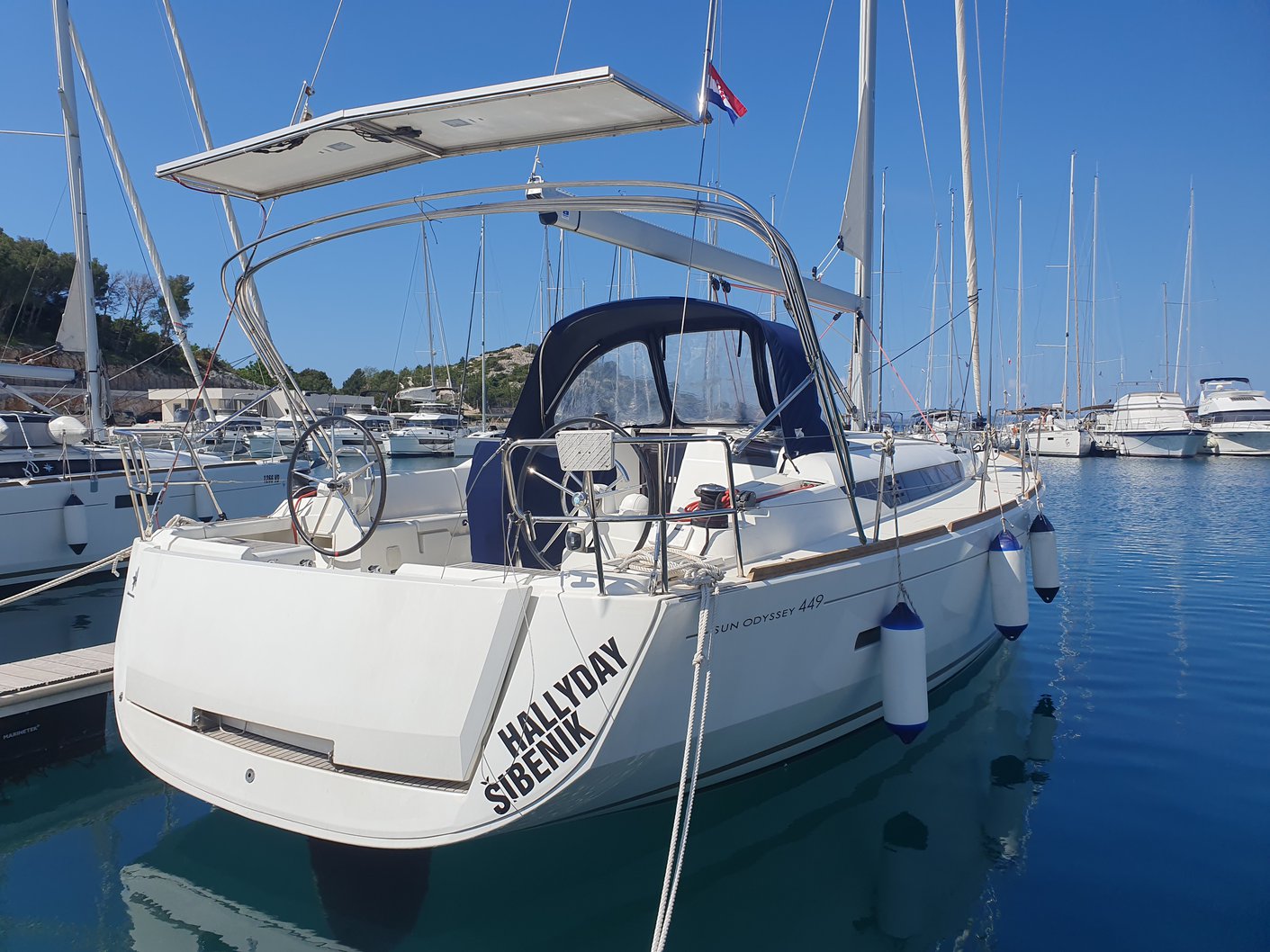 Sun Odyssey 449 — photo 1