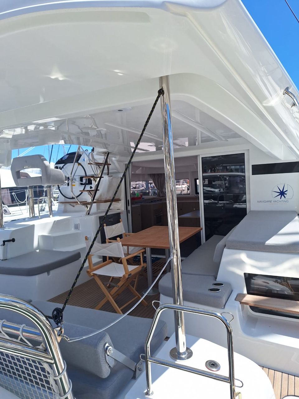 Lagoon 43 - 4 + 2 cab. — photo 9