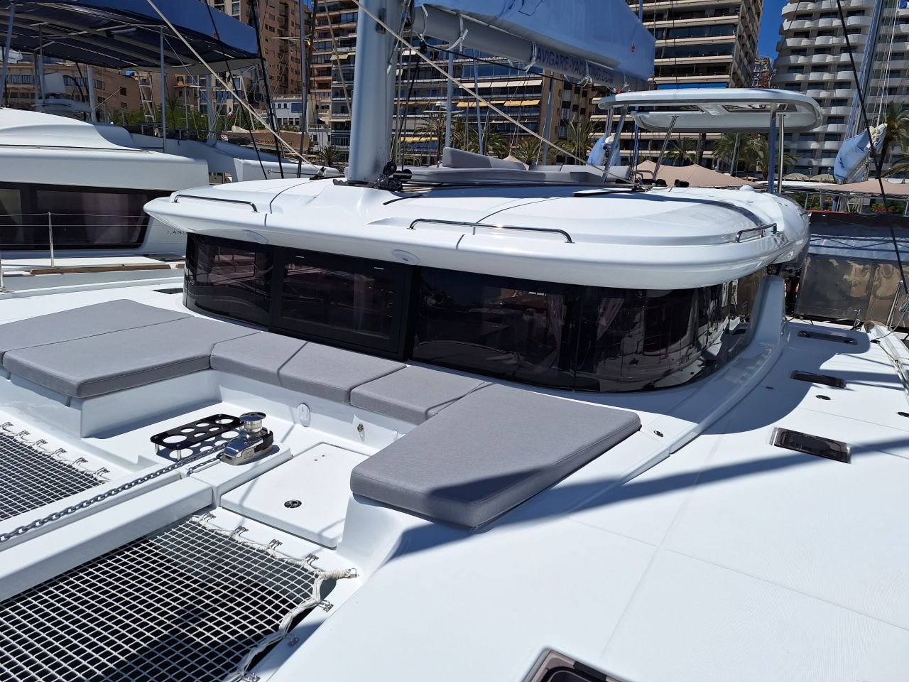 Lagoon 43 - 4 + 2 cab. — photo 10