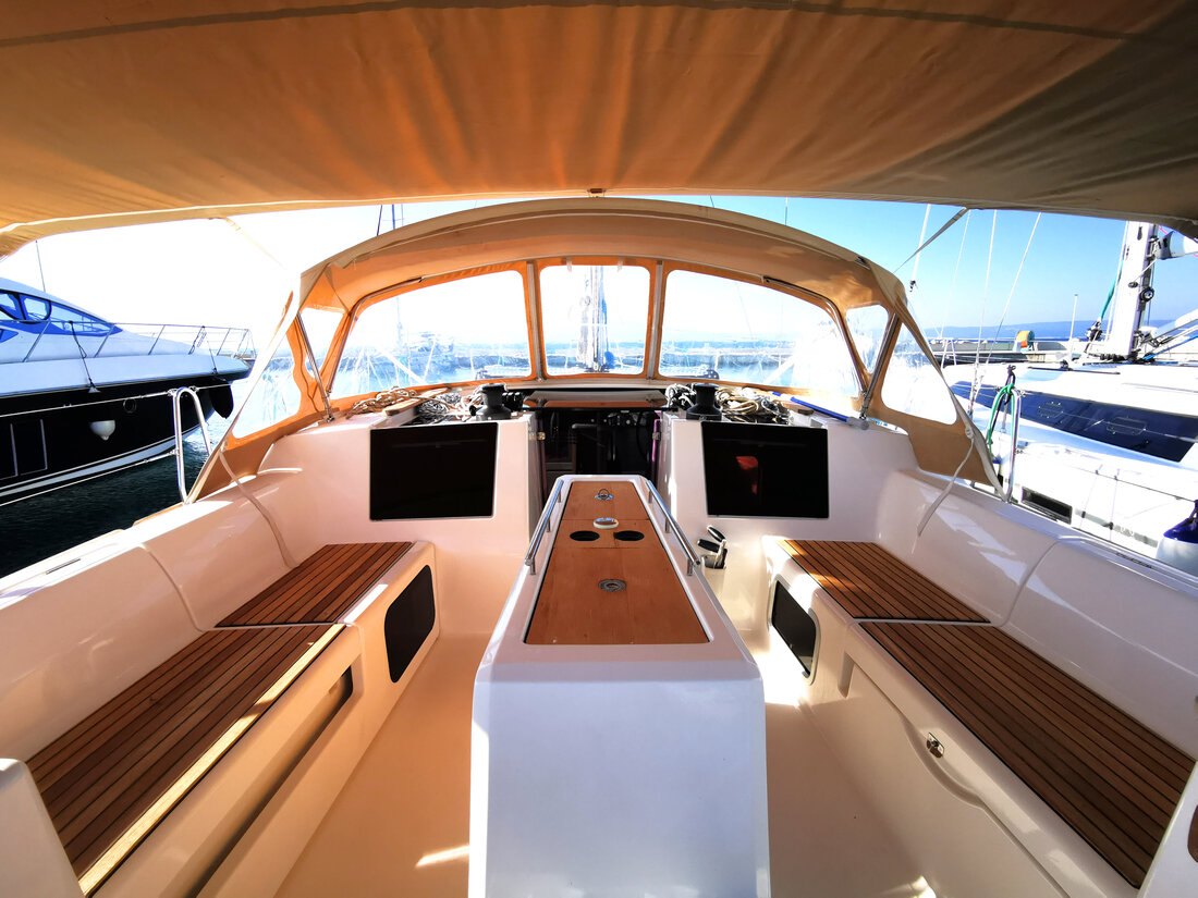 Dufour 460 GL - 5 cab. — photo 3