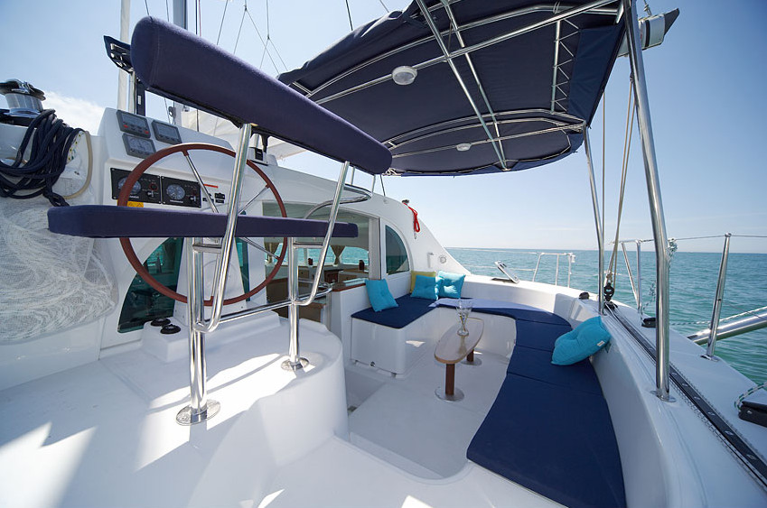 Lagoon 380 - 4 + 2 cab. — photo 4