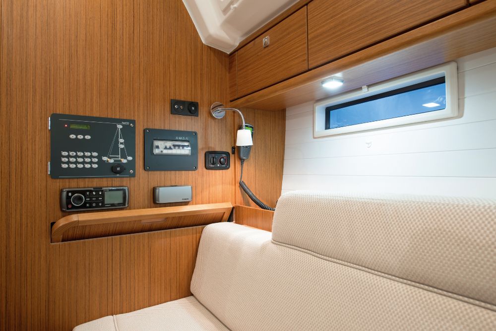 Bavaria Cruiser 37 - 3 cab. — photo 17