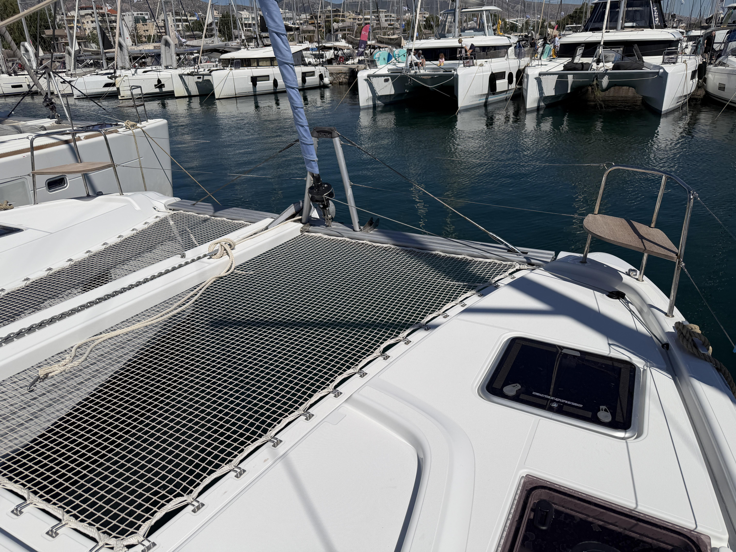 Lagoon 38 - 3 + 2 cab. — photo 4