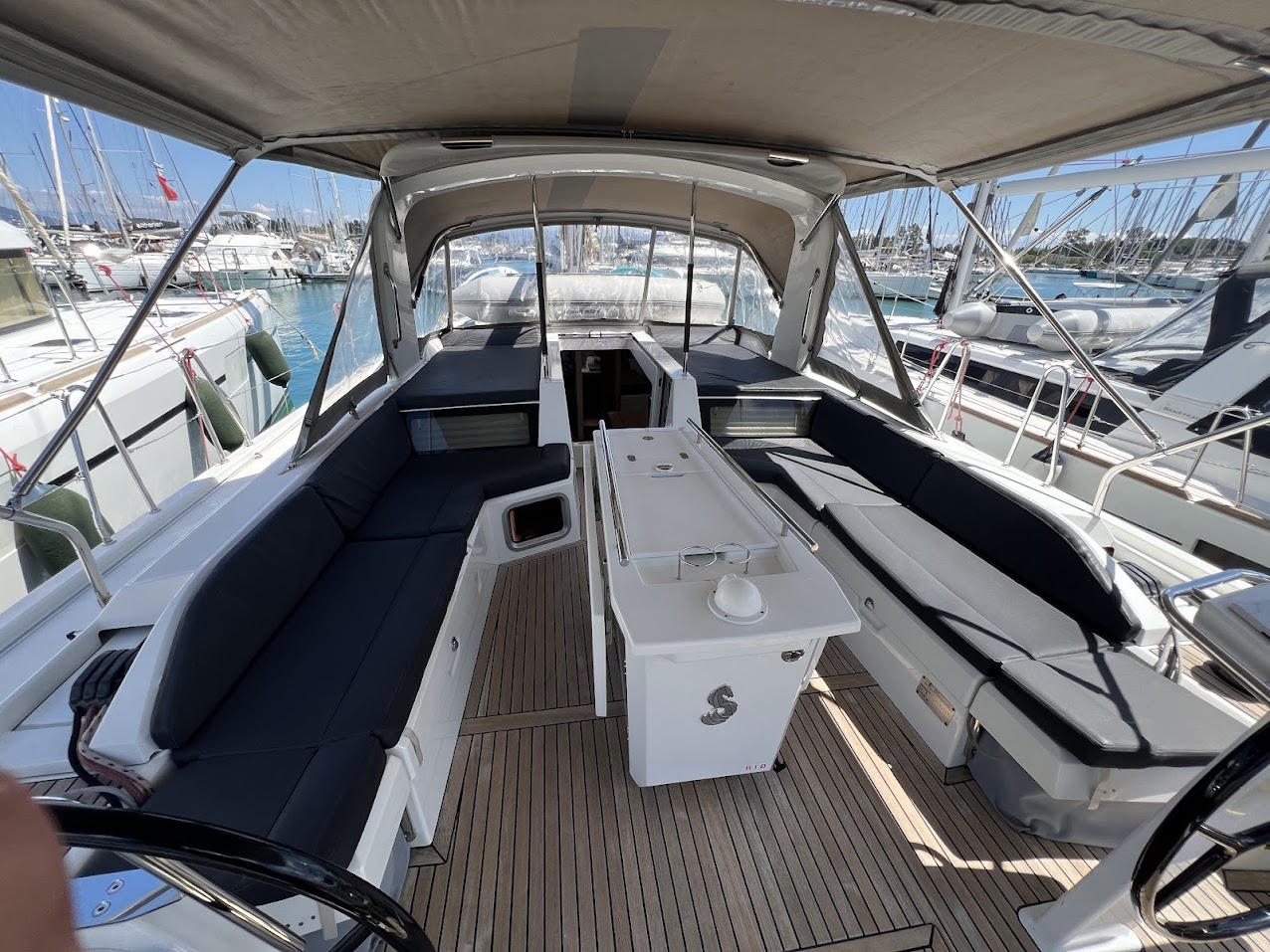 Oceanis 51.1 - 5 + 1 cab. — photo 9