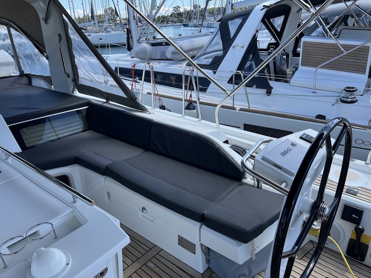 Oceanis 51.1 - 5 + 1 cab. — photo 12