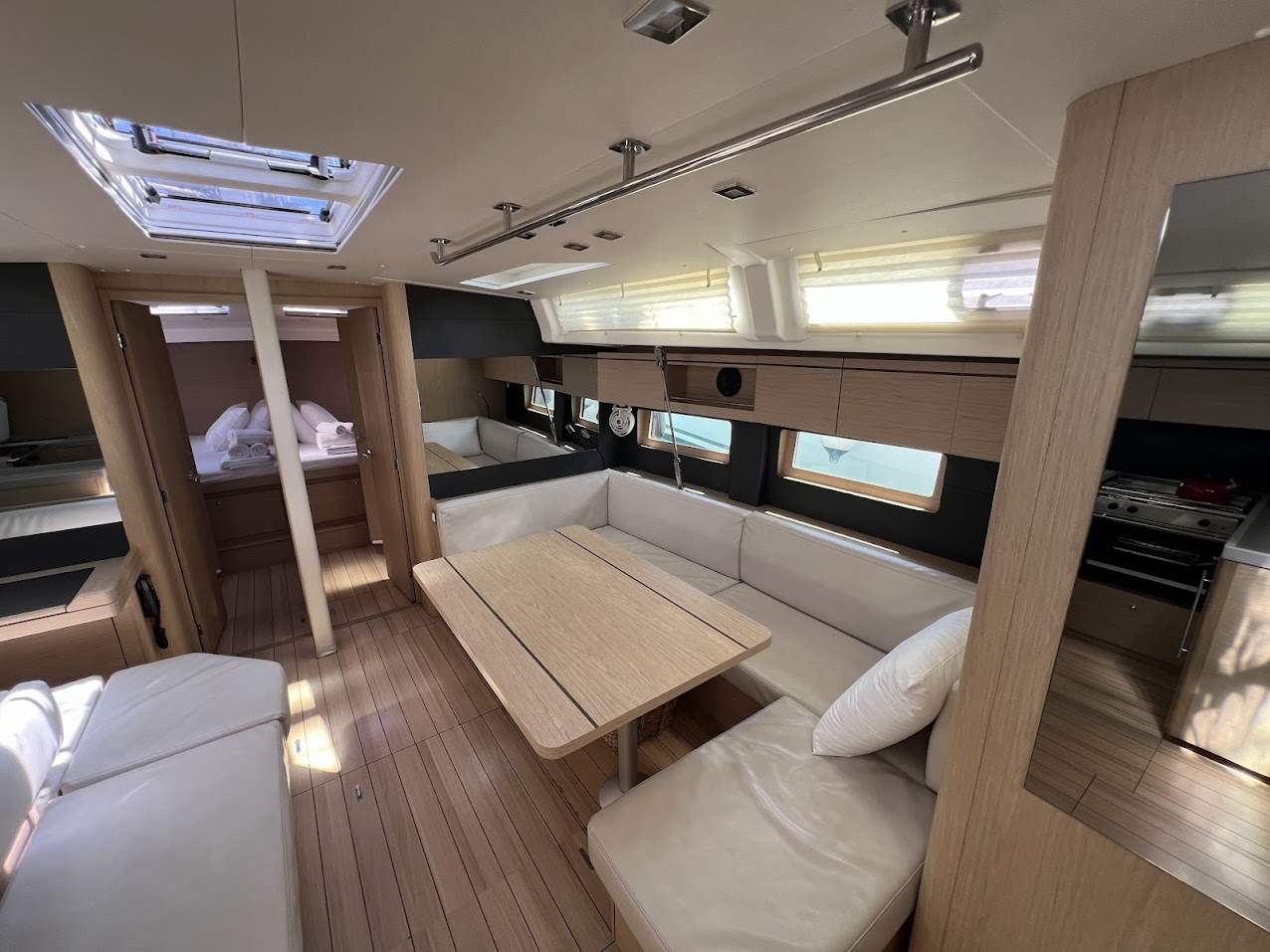 Oceanis 51.1 - 5 + 1 cab. — photo 15
