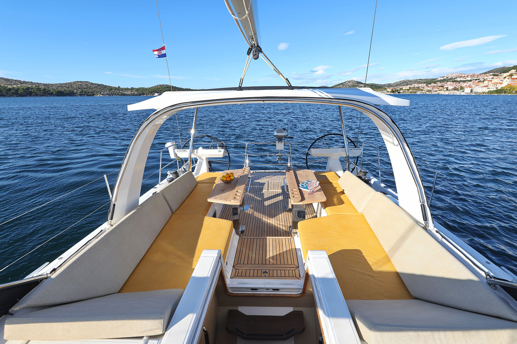 Jeanneau 60 — photo 11