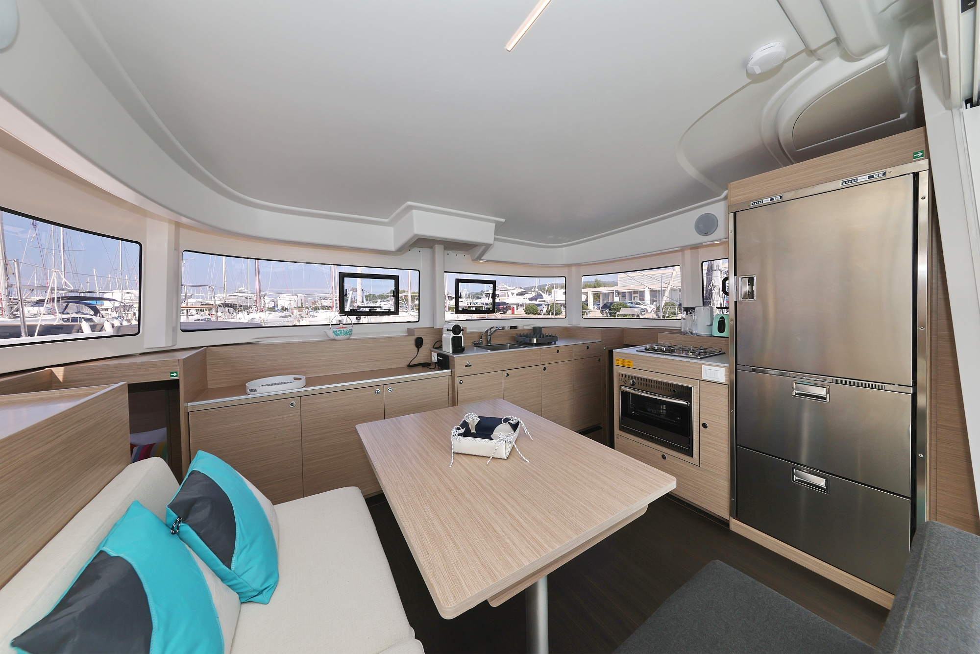 Lagoon 38 - 3 + 2 cab. — photo 25