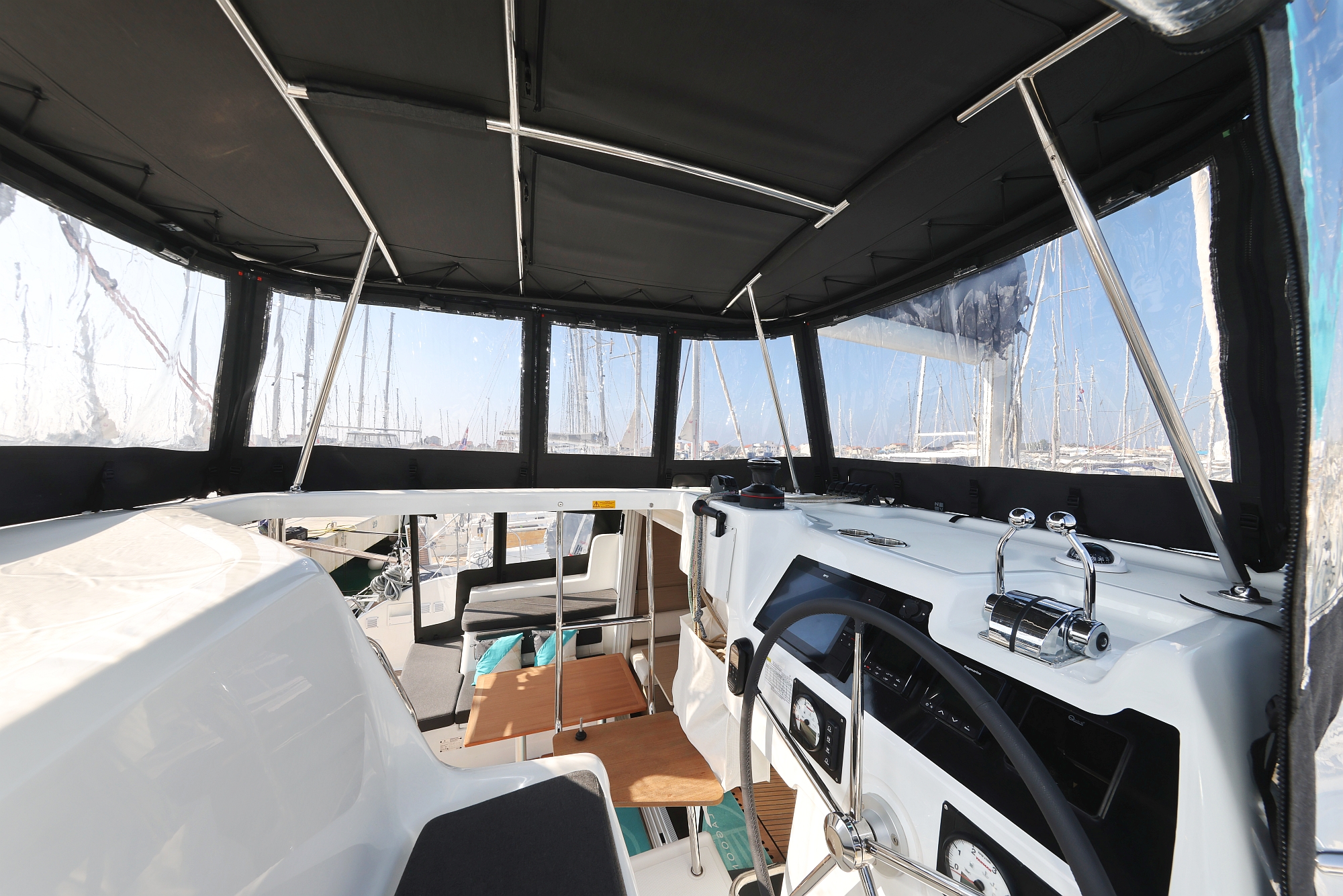Lagoon 38 - 3 + 2 cab. — photo 27