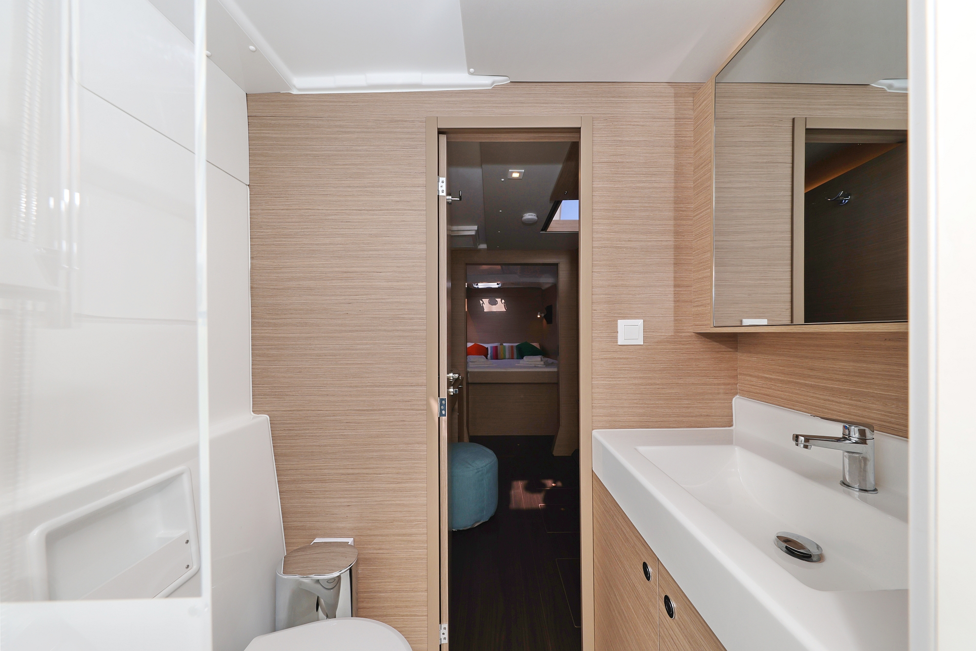 Lagoon 38 - 3 + 2 cab. — photo 13