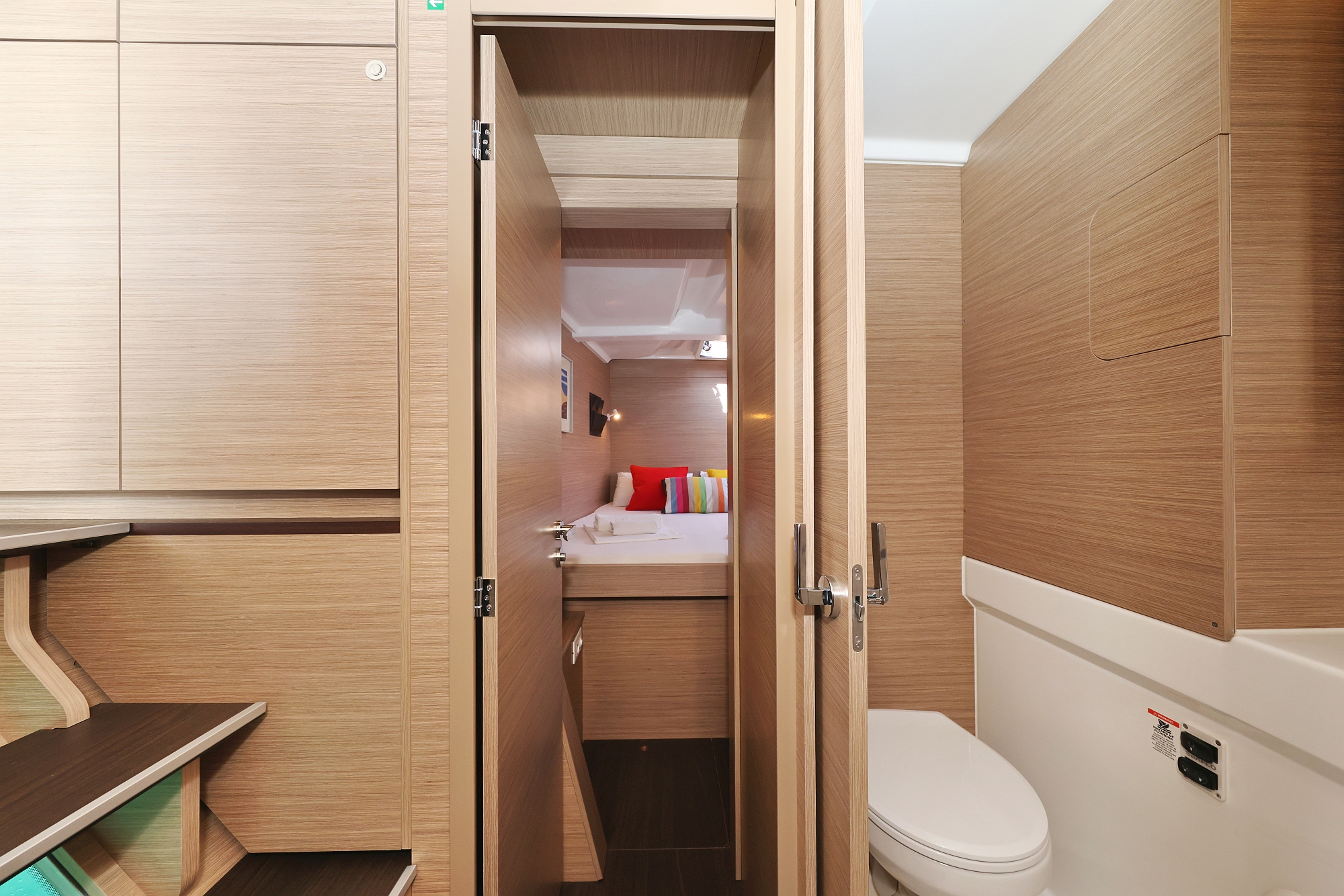 Lagoon 38 - 3 + 2 cab. — photo 22