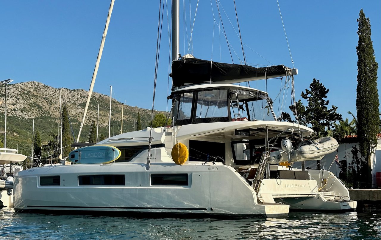 Lagoon 50 - 6 + 1 cab. — photo 6