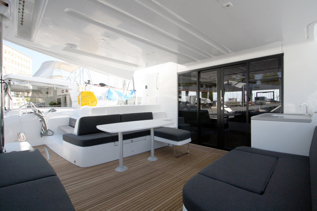 Lagoon 50 - 6 + 1 cab. — photo 13
