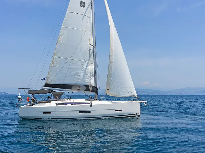 Dufour 430 — photo 1