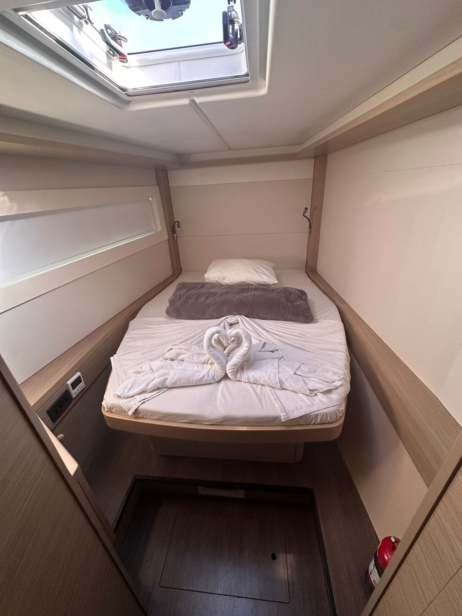 Lagoon 46 - 4 + 1 cab. — photo 11