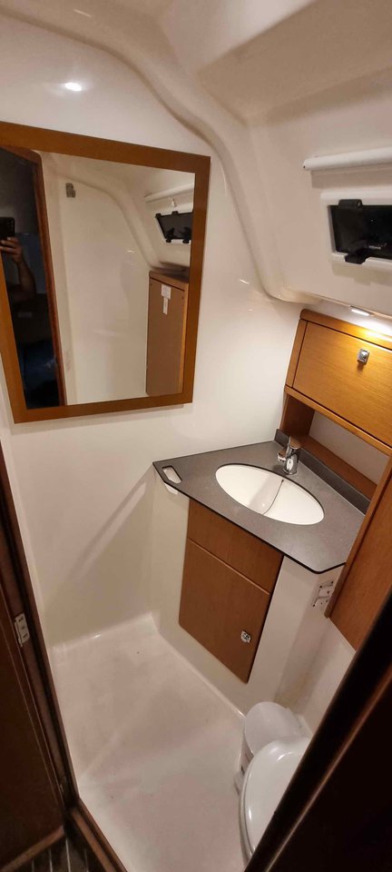 Bavaria Cruiser 51 — photo 19