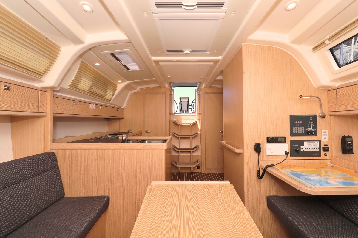 Bavaria Cruiser 37 - 3 cab. — photo 5