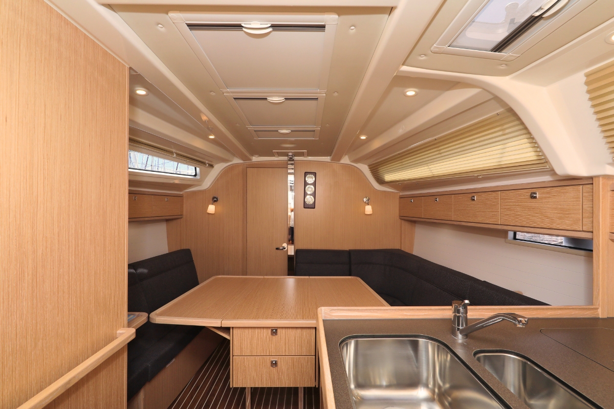Bavaria Cruiser 37 - 3 cab. — photo 7