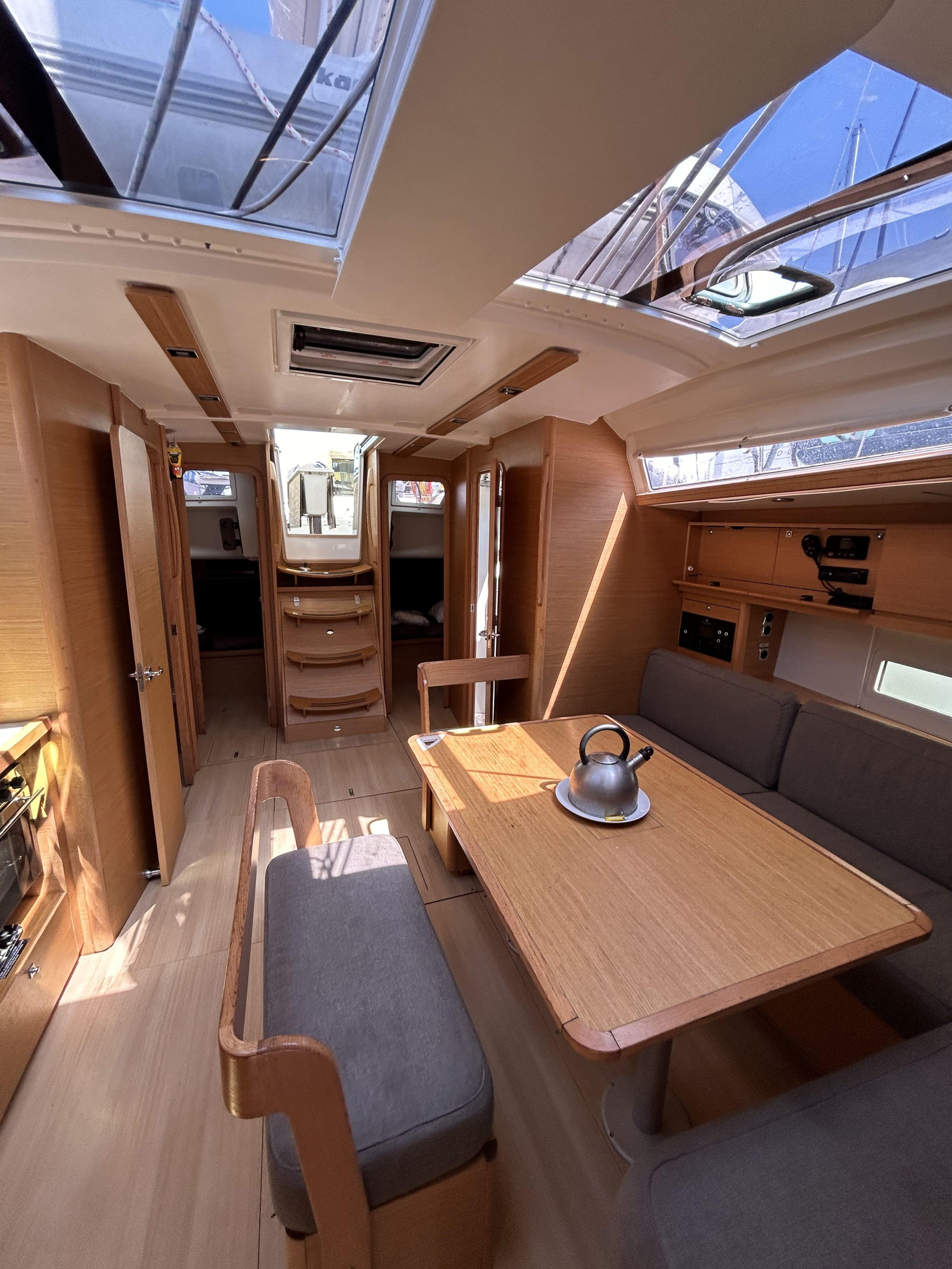 Dufour 430 GL — photo 21