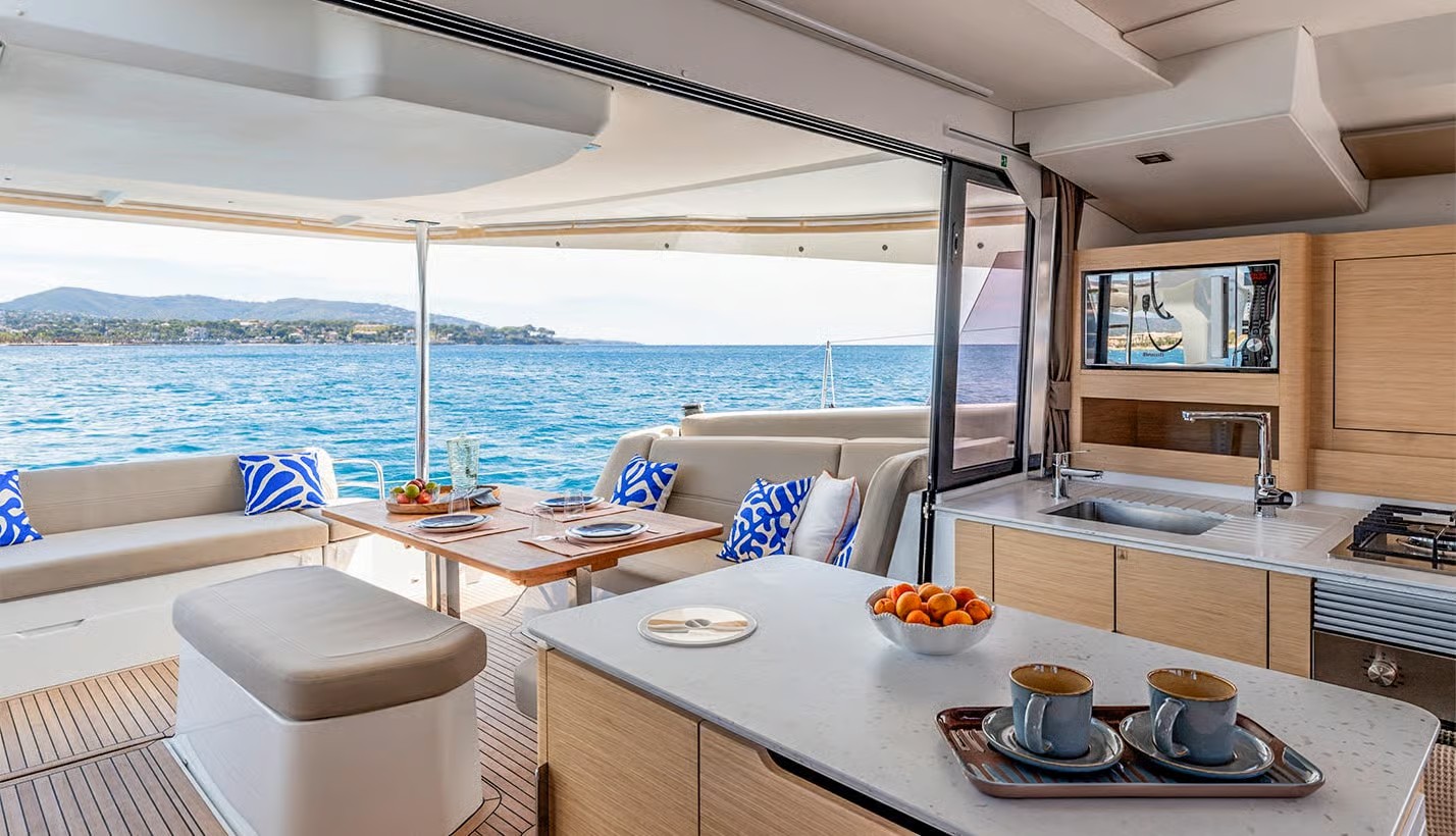 Fountaine Pajot FP 44 Maestro - 3 cab. — photo 7