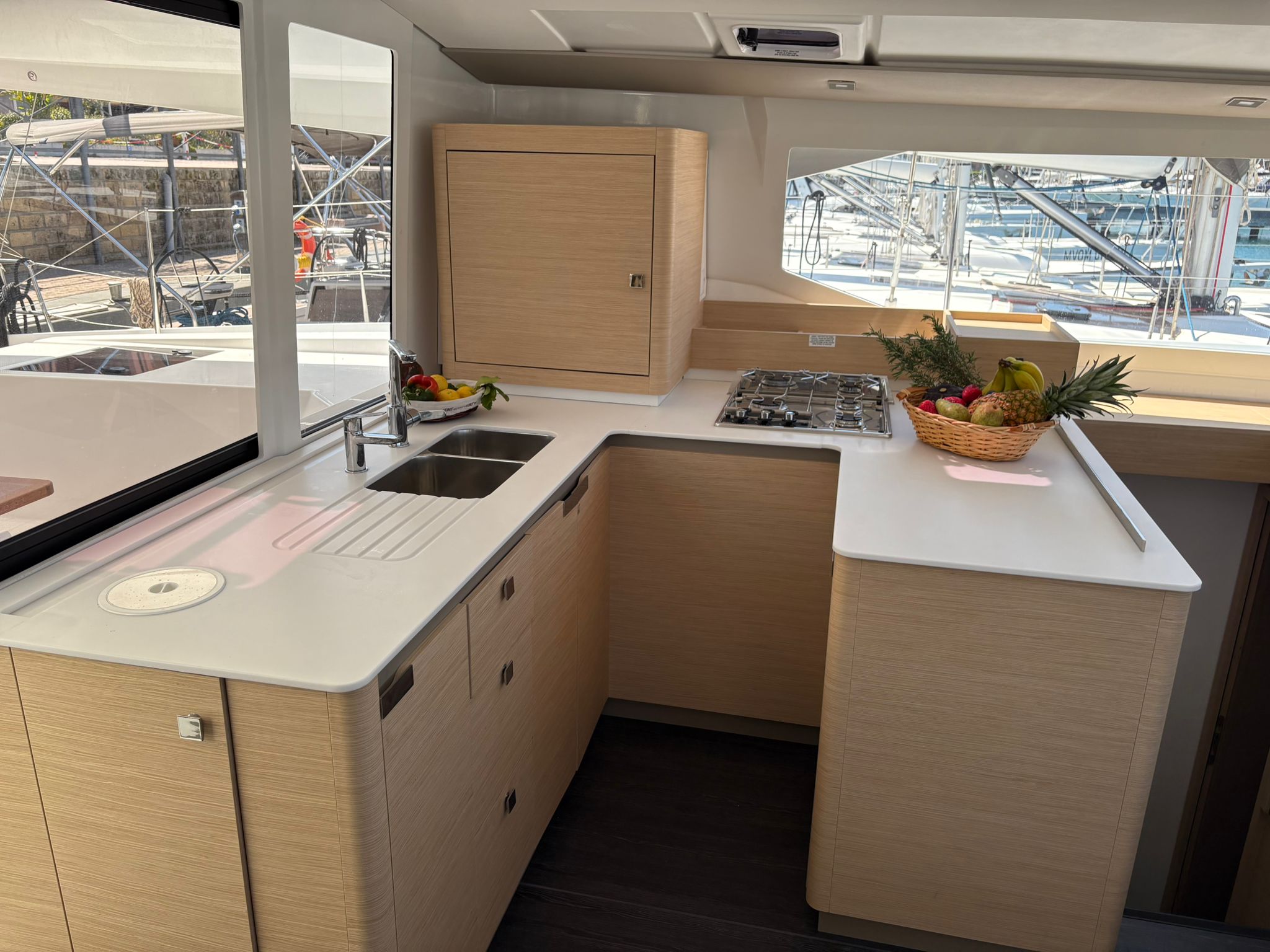 Fountaine Pajot Astrea 42 — photo 5