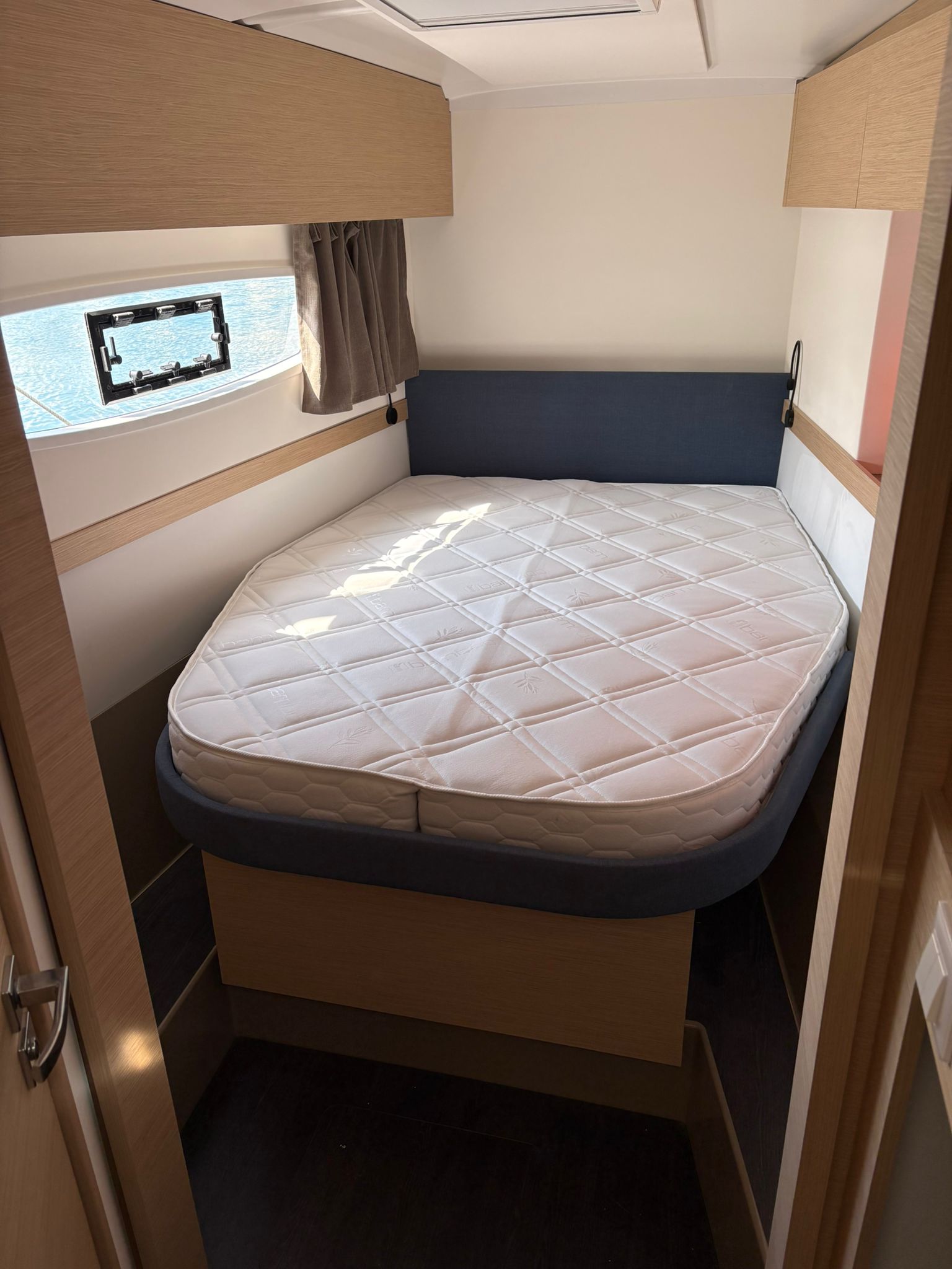 Fountaine Pajot Astrea 42 — photo 12