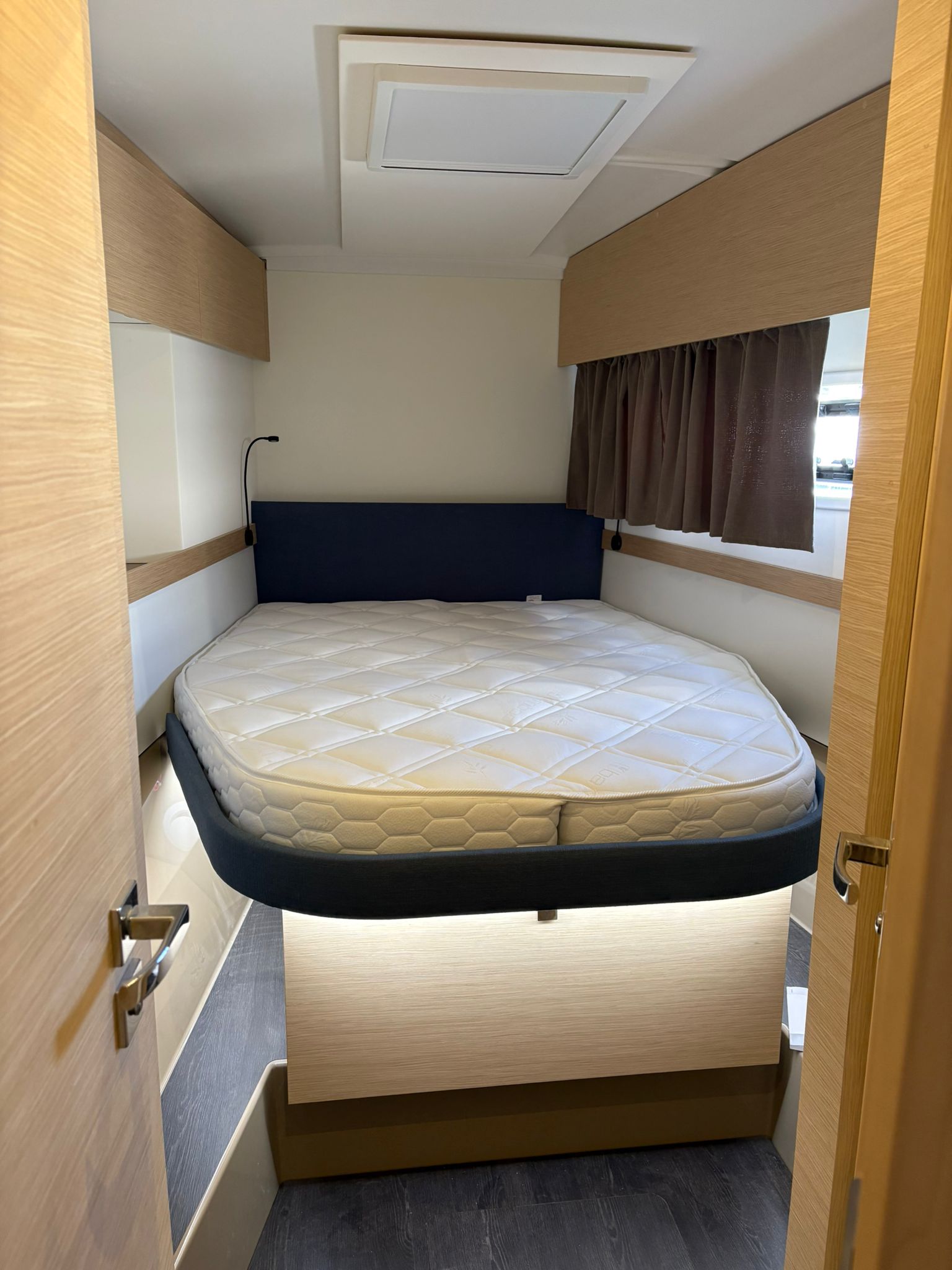 Fountaine Pajot Astrea 42 — photo 9