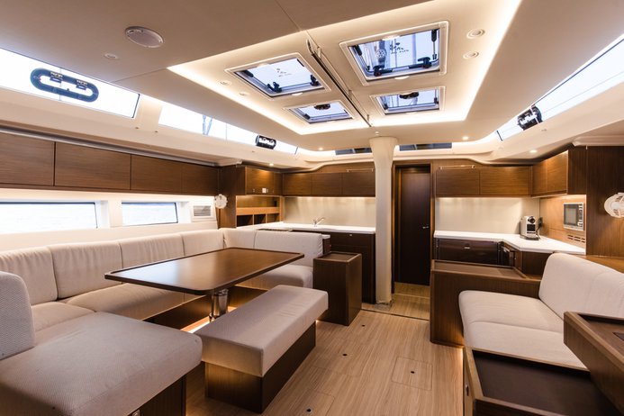 Bavaria C57 - 4 + 1 cab. — photo 9