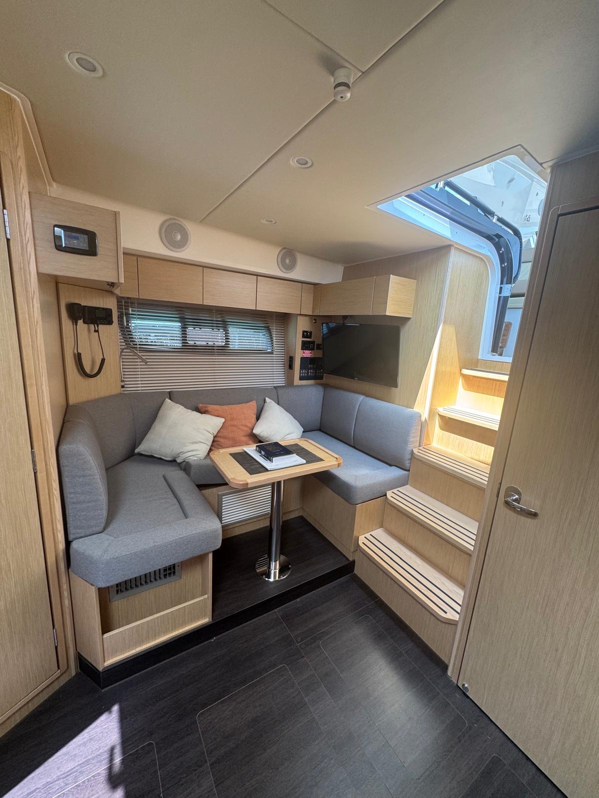 Bavaria SR41 — photo 9