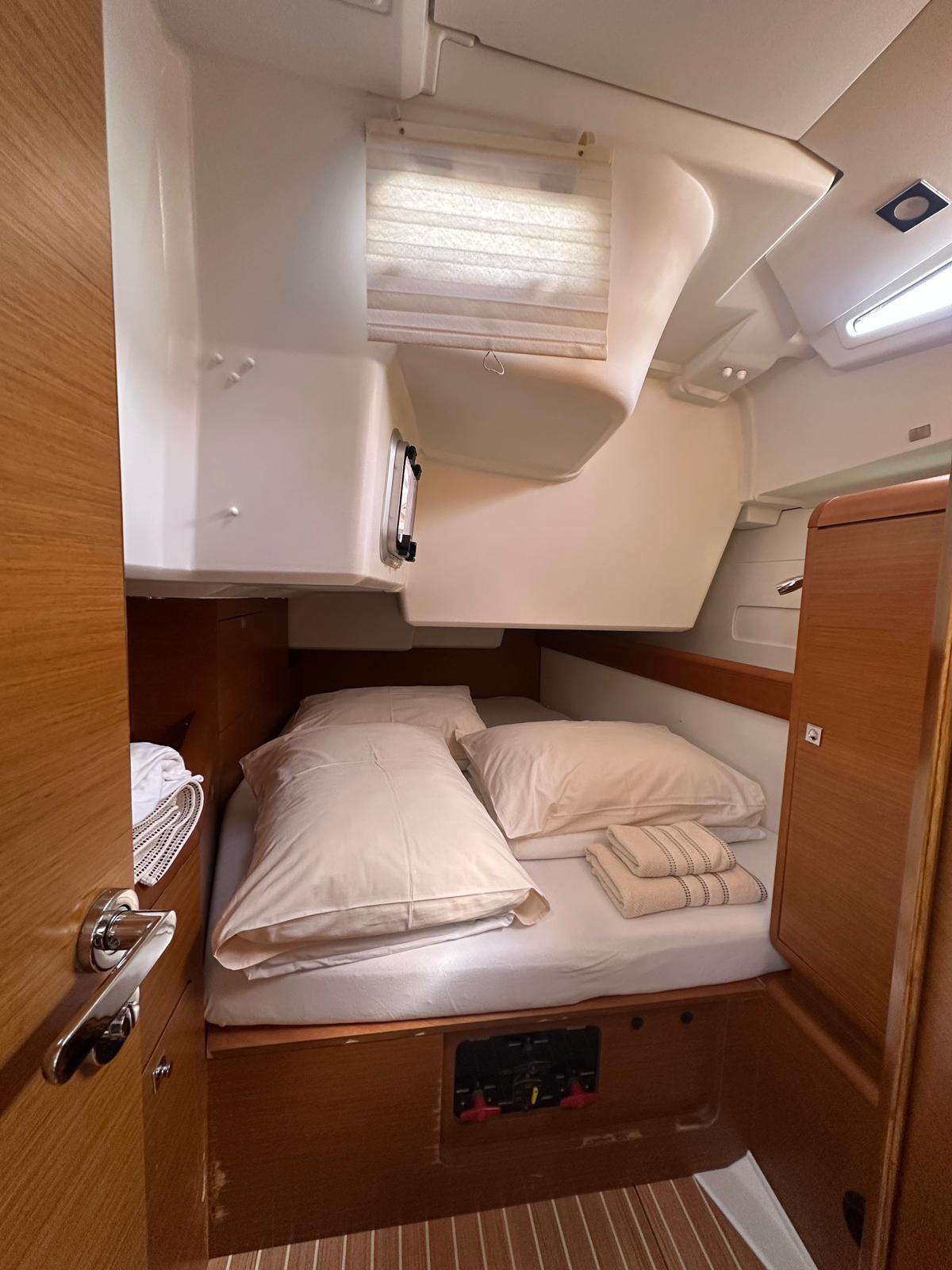 Sun Odyssey 519 - 5 cab. — photo 5