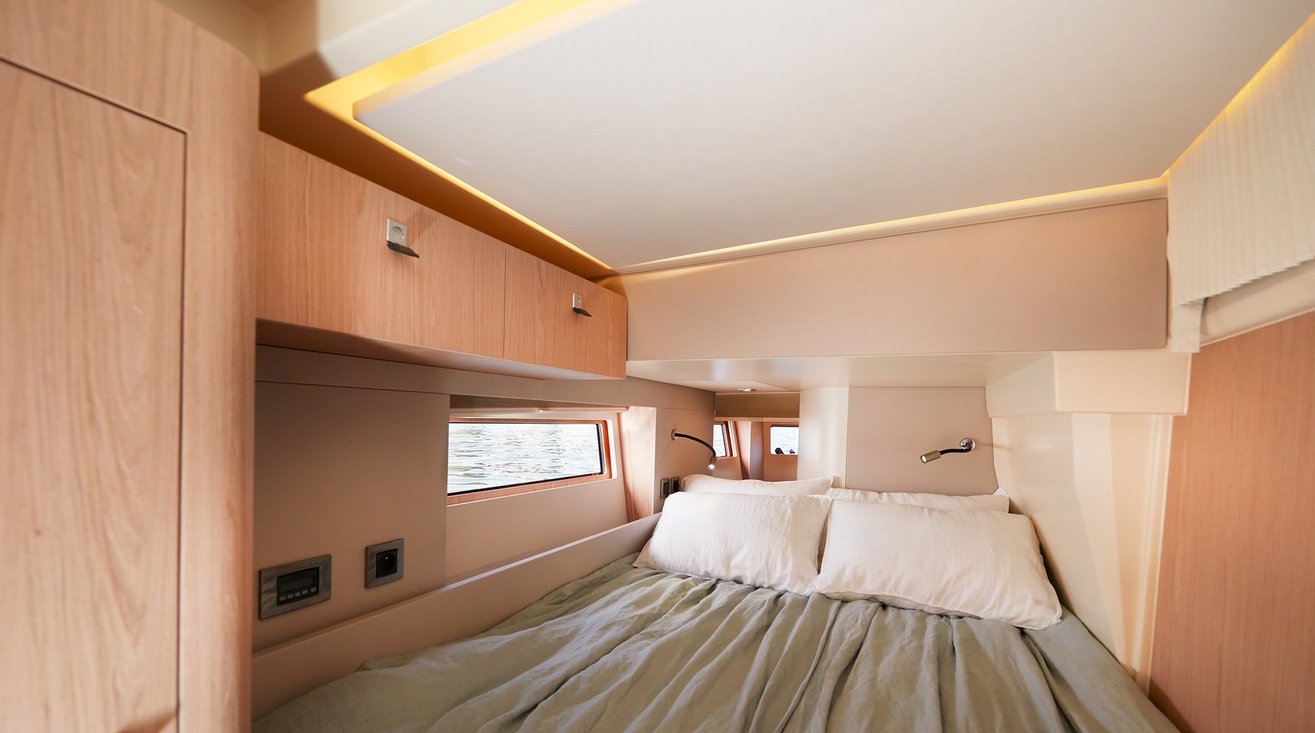 Oceanis Yacht 62 - 3 + 1 — photo 15