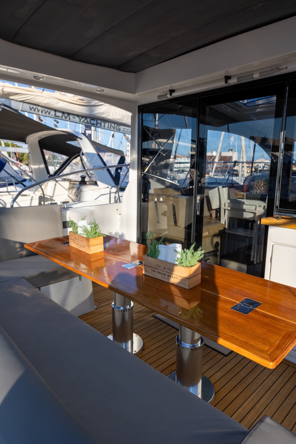 Sealine C390 — photo 4