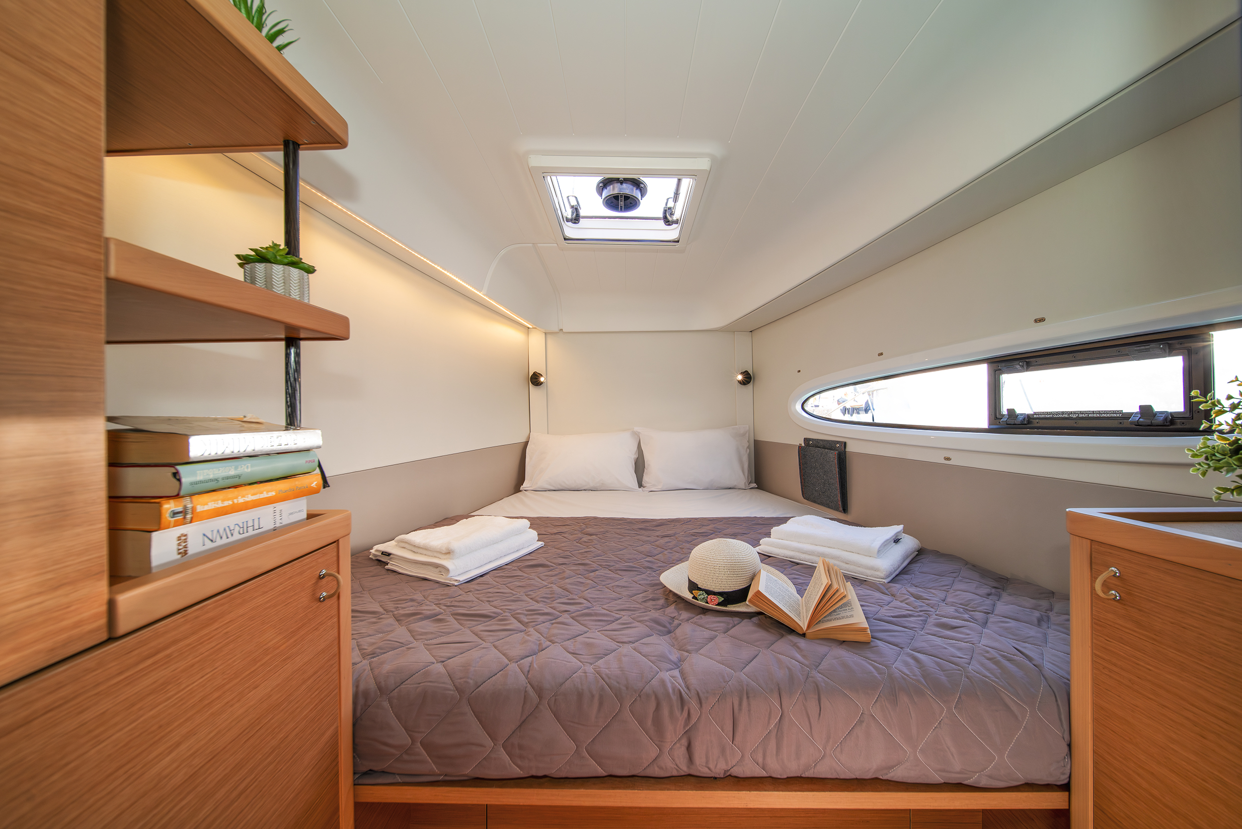 Excess 13 - 4 + 2 cab. — photo 22