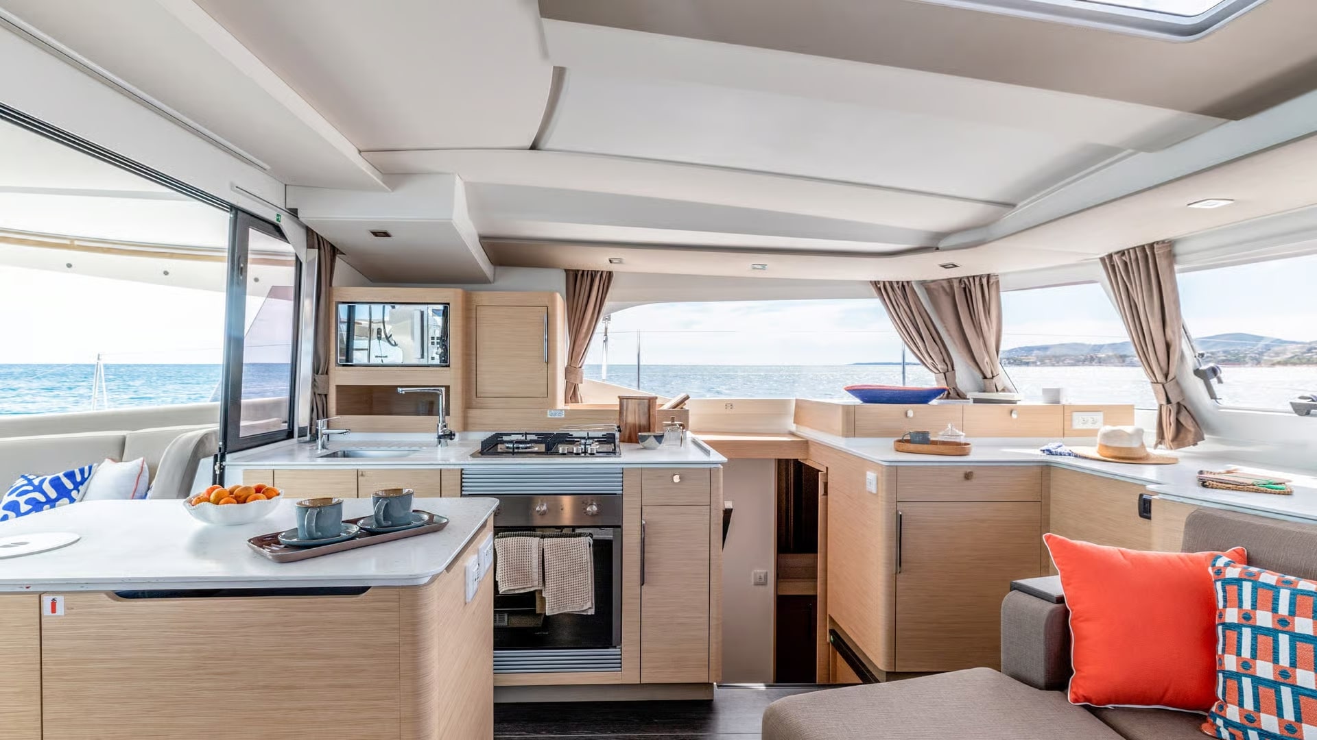 Fountaine Pajot FP 44 Quatuor - 4 + 2 cab. — photo 9