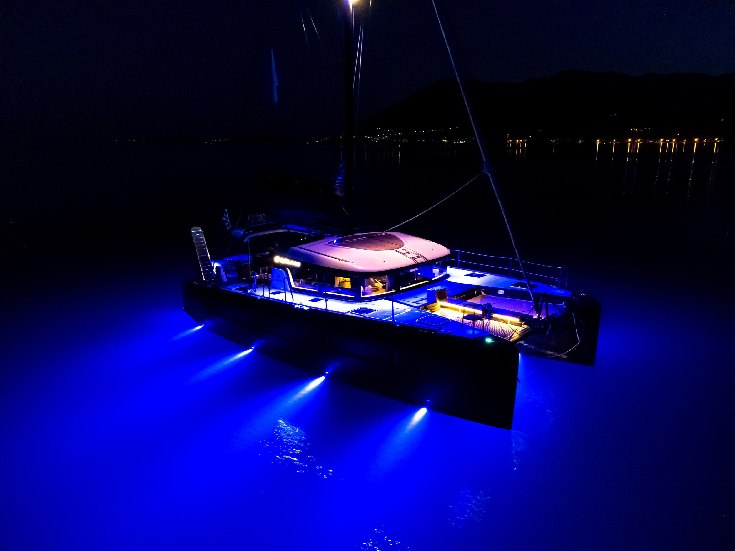 Lagoon 40 - 4 + 2 cab — photo 7