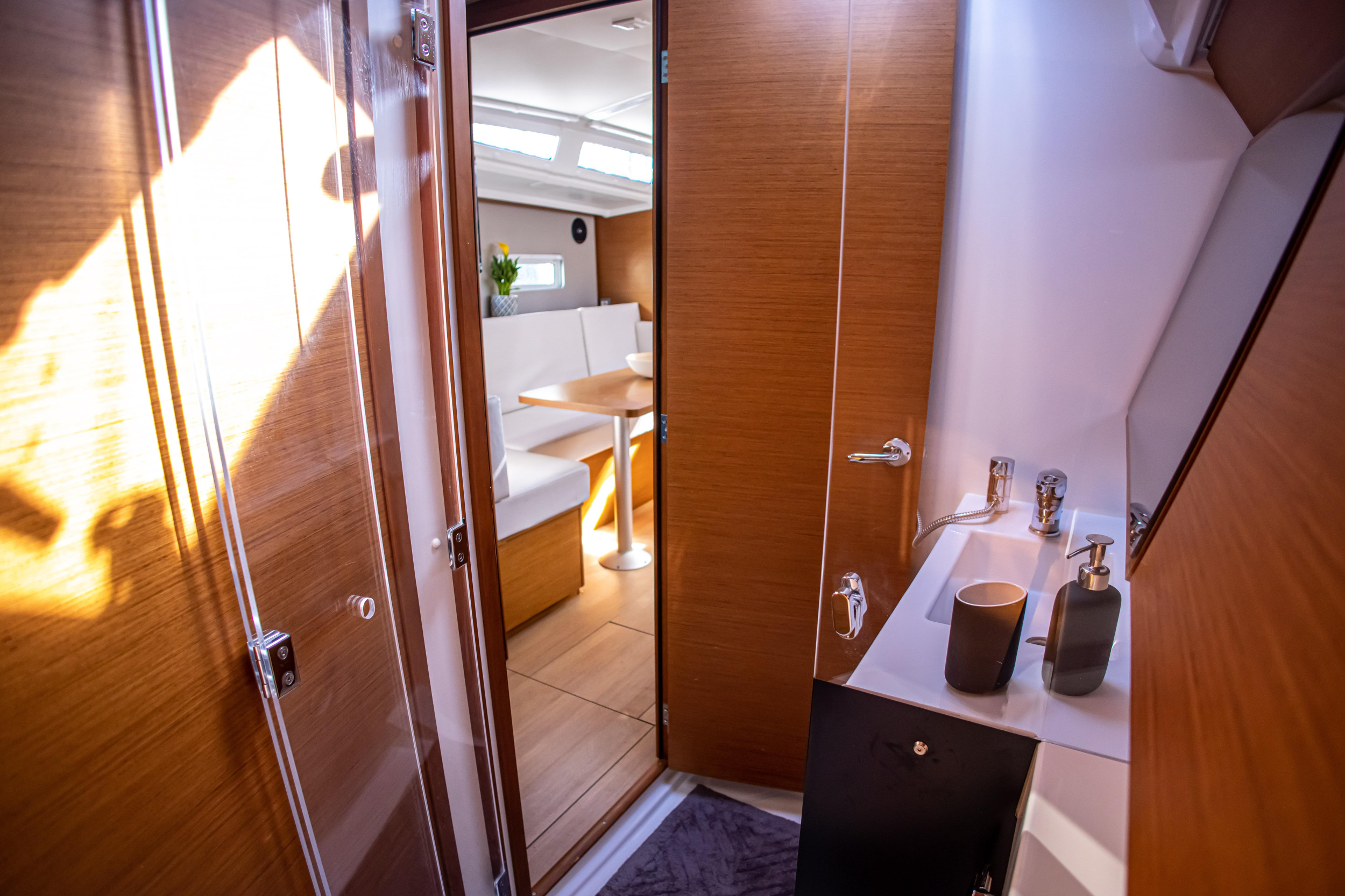 Sun Odyssey 410 - 3 cab. — photo 12