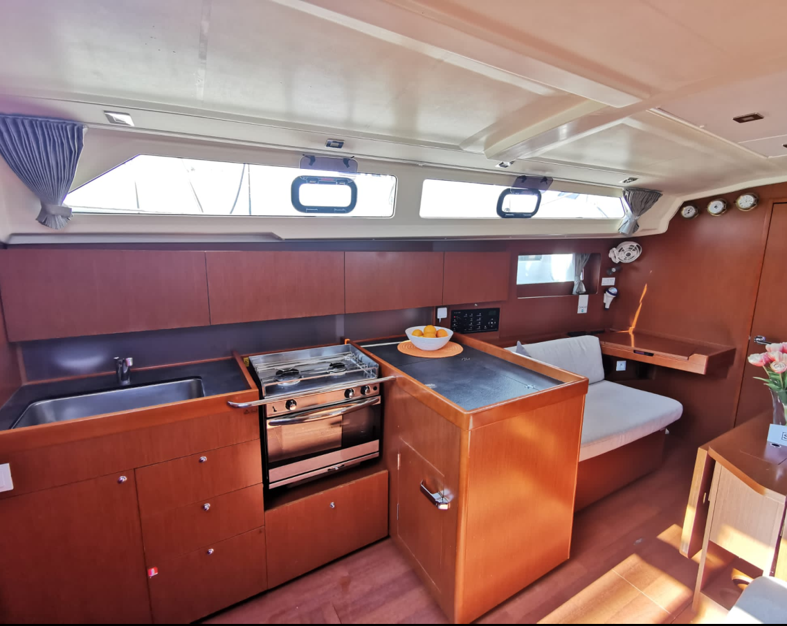 Oceanis 41.1 — photo 12