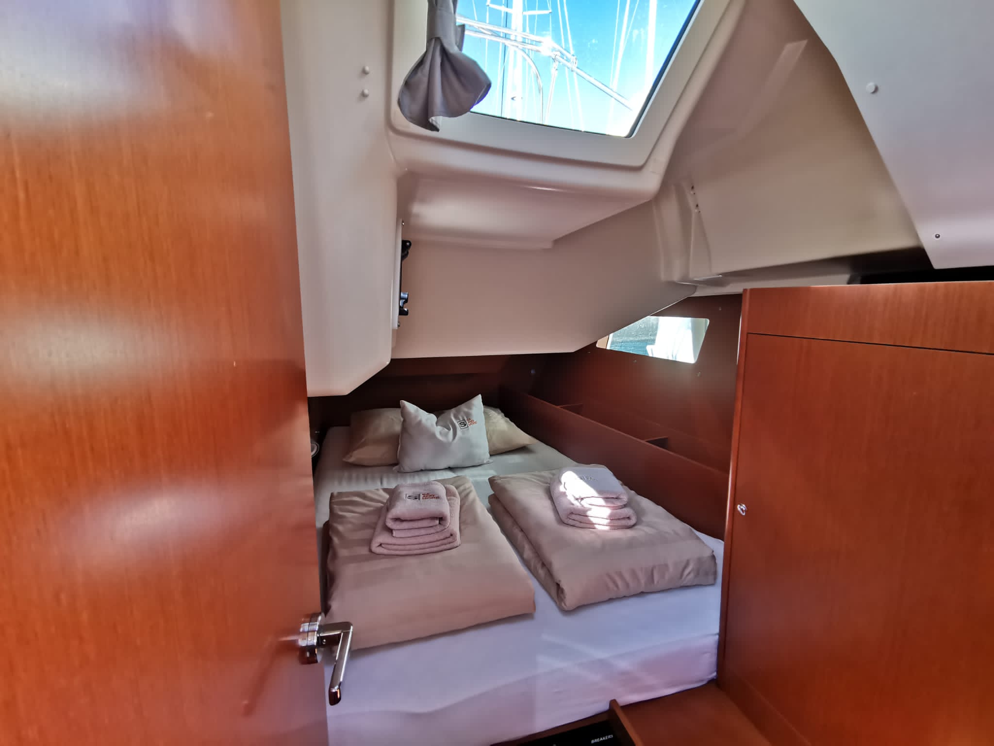 Oceanis 41.1 — photo 16