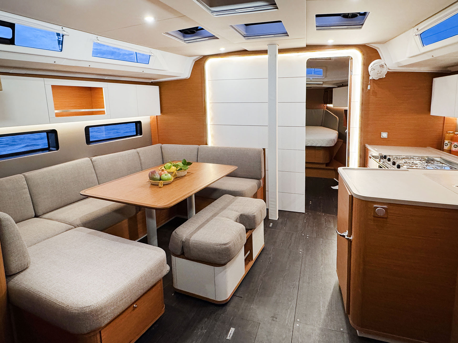 Dufour 41 - 3 cab. — photo 9