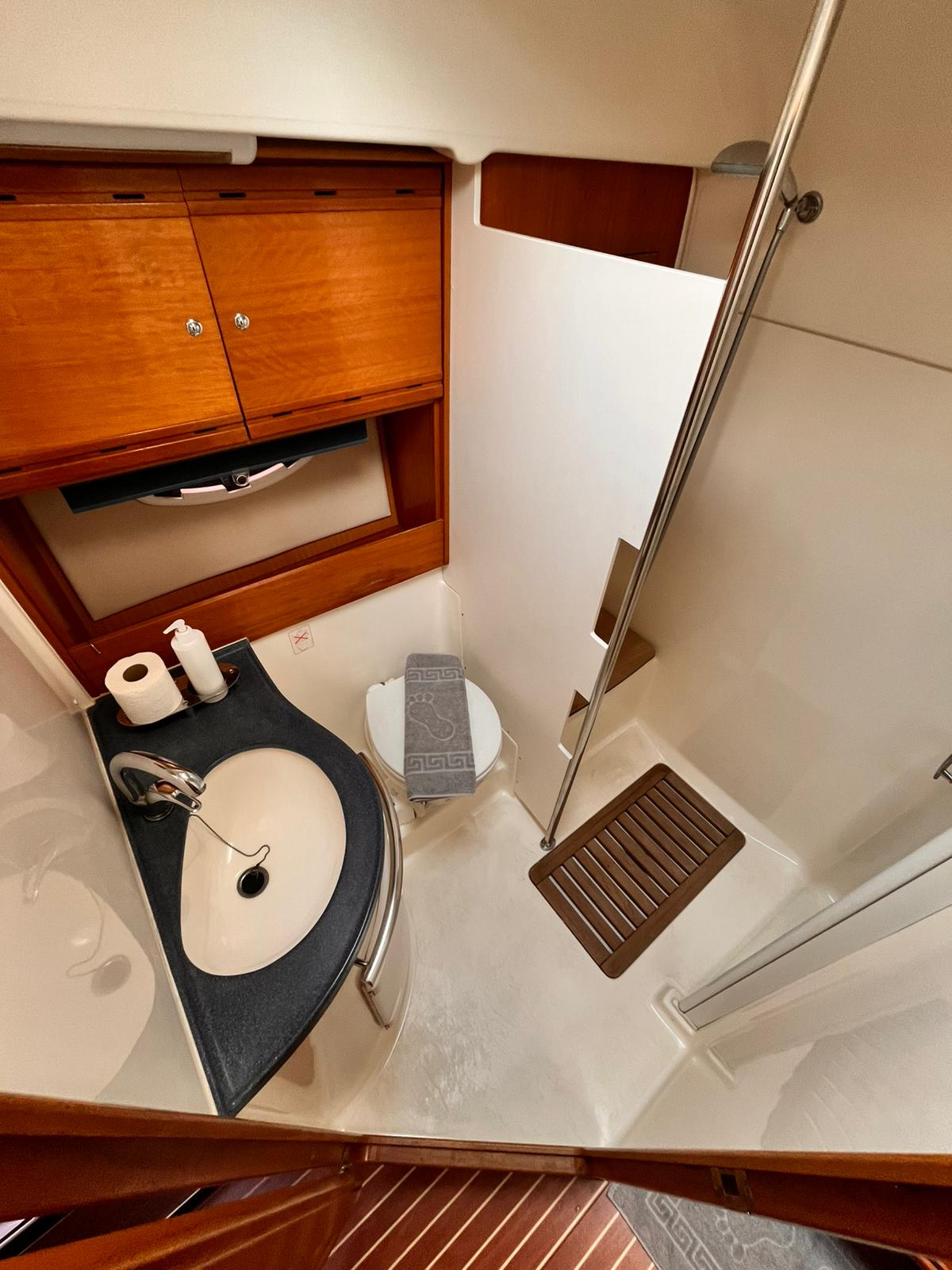 Bavaria 37 Sport — photo 12
