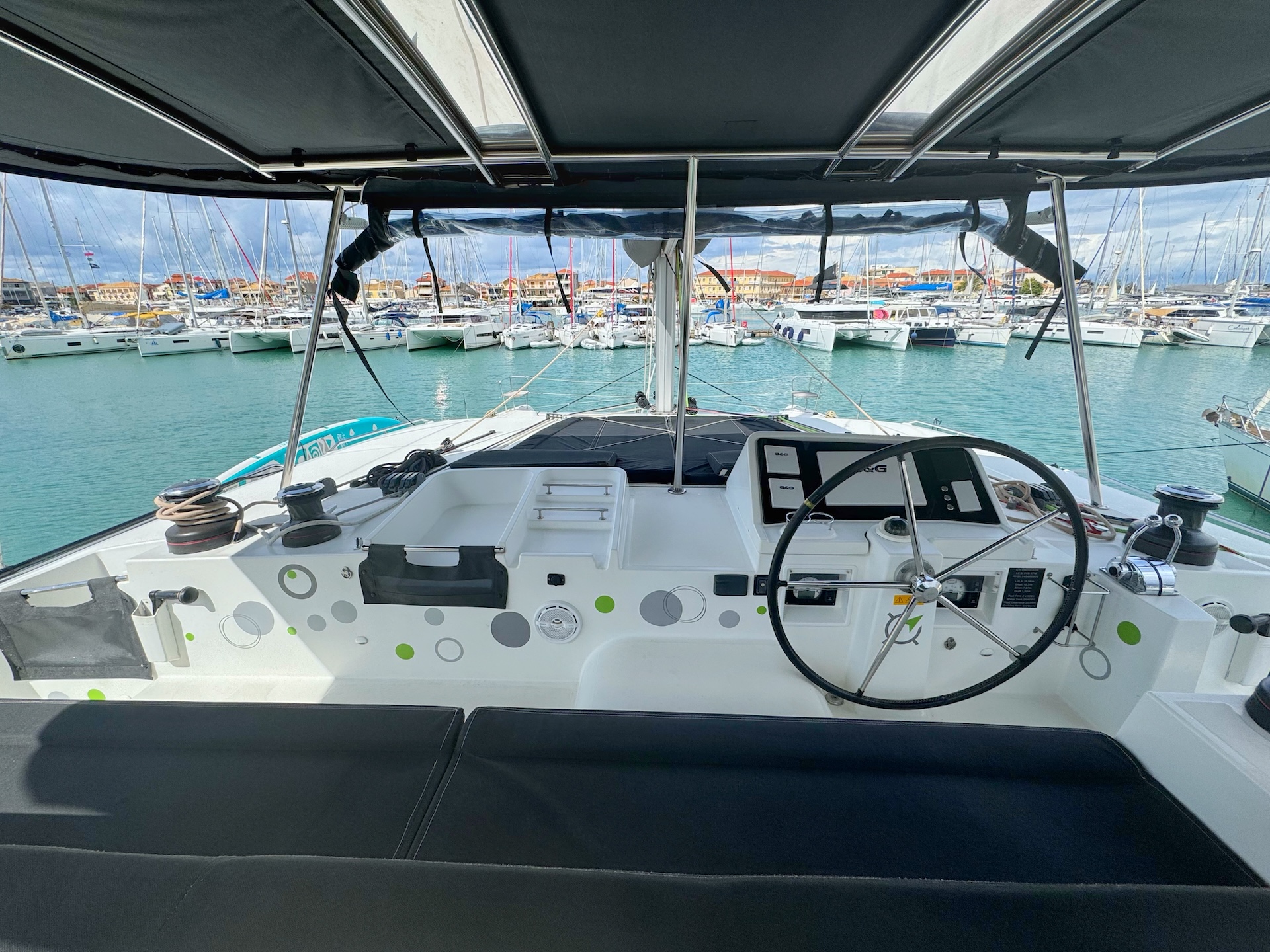 Lagoon 450 F - 4 + 1 cab. — photo 10