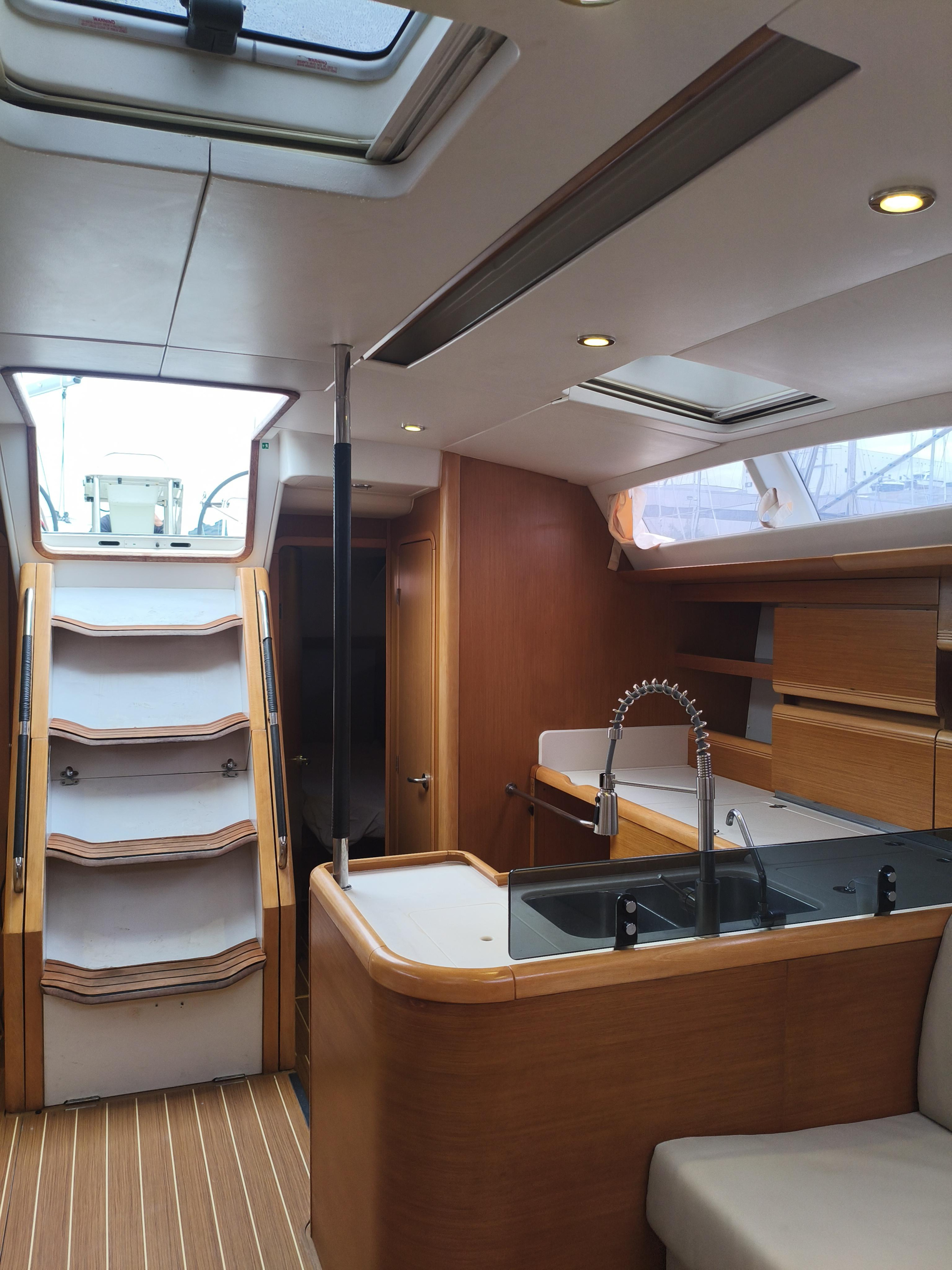 Jeanneau 53 - 4 cab. — photo 4