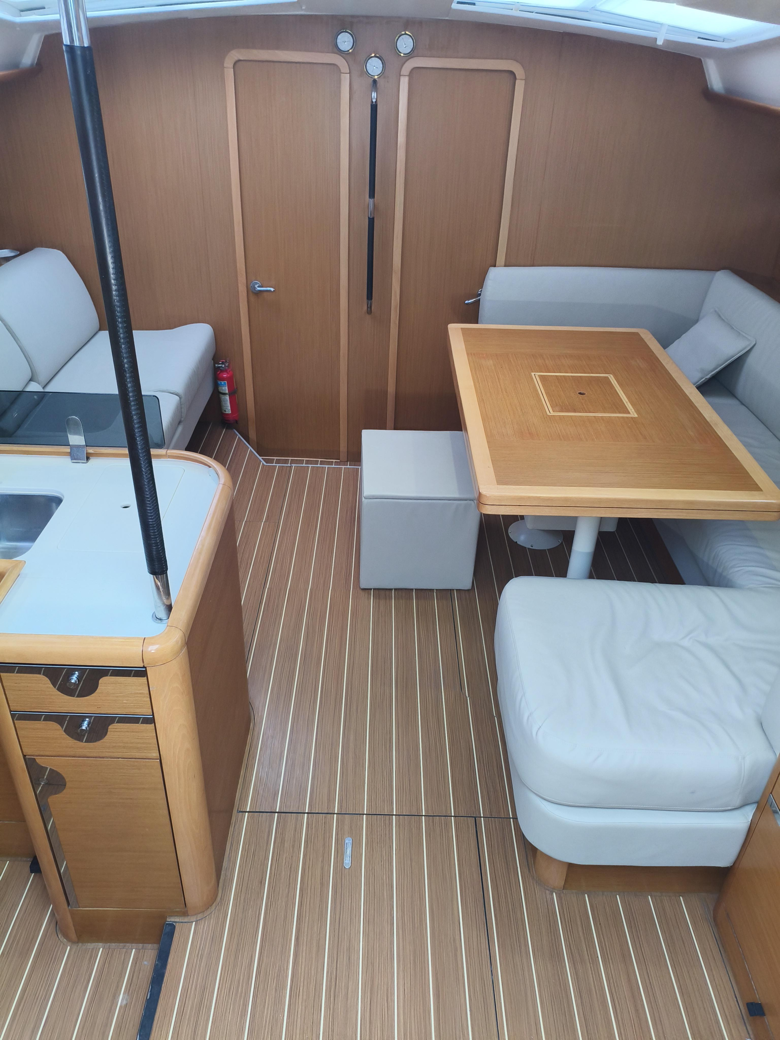 Jeanneau 53 - 4 cab. — photo 6