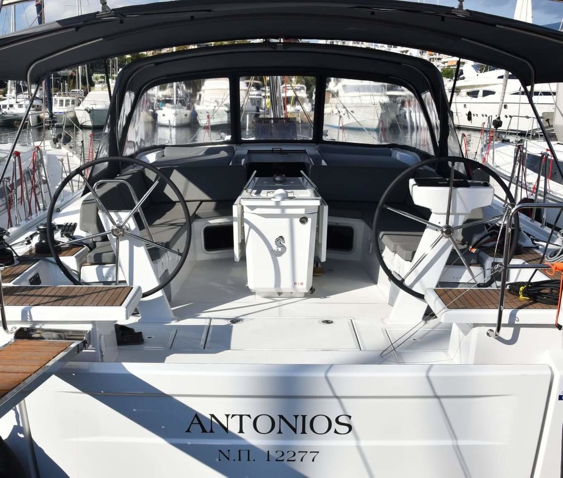 Oceanis 51.1 - 5 + 1 cab. — photo 3