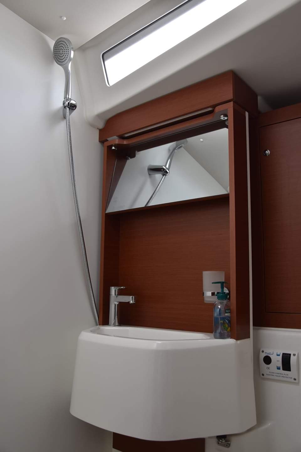 Oceanis 51.1 - 5 + 1 cab. — photo 12