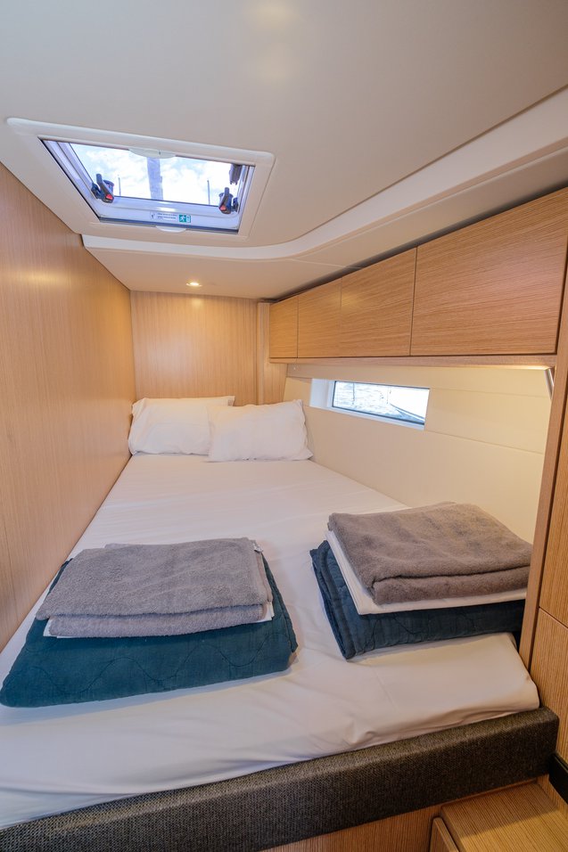 Bavaria C57 - 4 + 1 cab. — photo 18